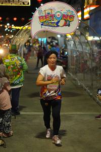 BIB: 50550
                            <button type="button" onclick="openModal(21831516)" class="btn btn-primary btn-sm float-right btn-popup" data-toggle="modal" data-target=".modal-high-quality">
                        <i class="fas fa-shopping-cart"></i> Add to Cart
                    </button>
                                            <button type="button" onclick="isThisMe(21831516, true)" class="btn btn-success btn-sm float-right btn-popup btn-isme hidden" data-toggle="tooltip" data-placement="bottom" title="นี่คือรูปของคุณใช่ไหม คลิกที่นี่เพื่อเอาเข้าอัลบั้ม">
                        <i class="fas fa-plus"></i> Add to album
                    </button>
                    <button type="button" onclick="isThisMe(21831516, false)" class="btn btn-warning btn-sm float-right btn-popup btn-isnotme hidden">
                        <i class="fas fa-ban"></i> Remove from album
                    </button>